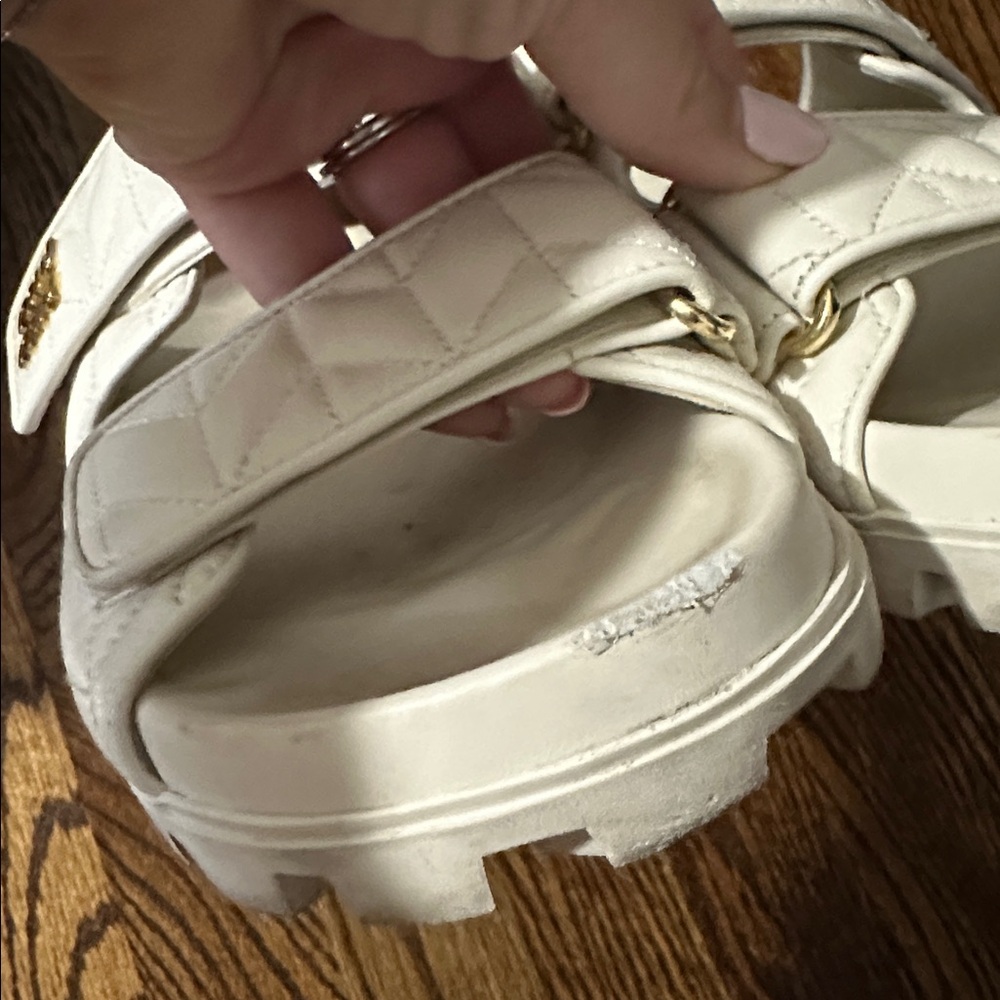 Sandals - Picture 2 of 8